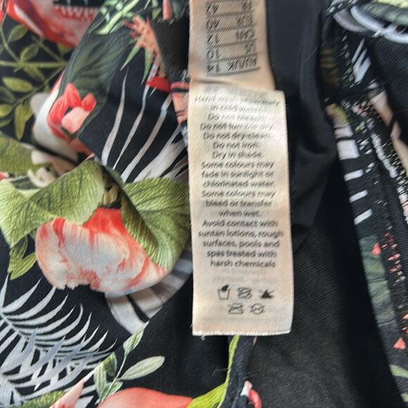 Nip tuck Swim tropical floral and bird print one piece swimsuit, size 10 - Picture 9 of 9